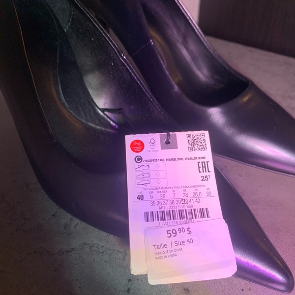 Zara Black Heels - Picture 5 of 5